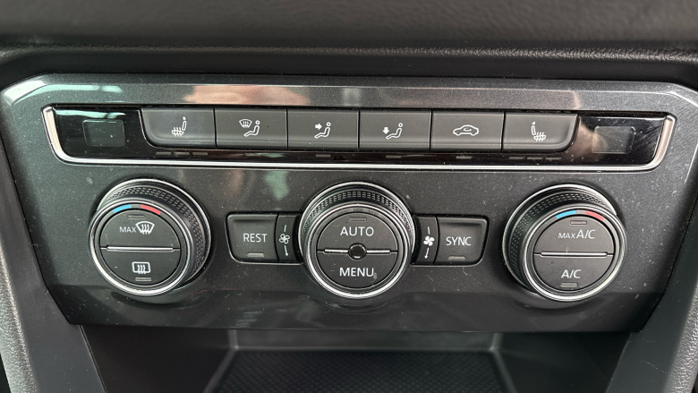 Volkswagen Tiguan 2.0 TDi 150 4Motion SEL 5dr DSG Diesel Estate